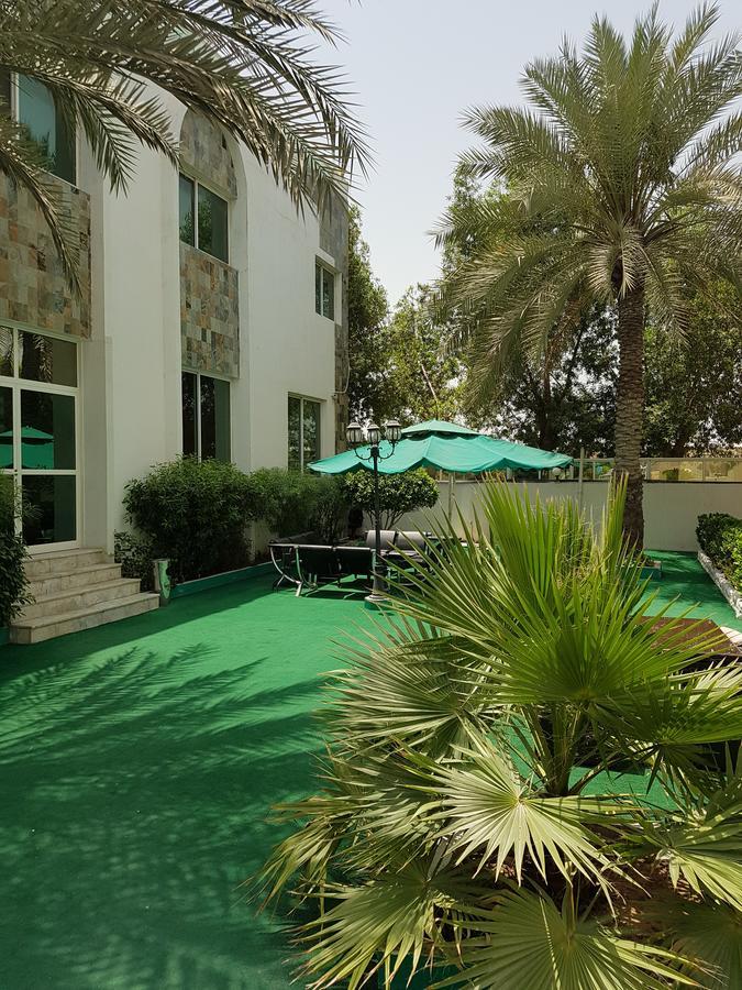Green House Resort Sharjah Buitenkant foto