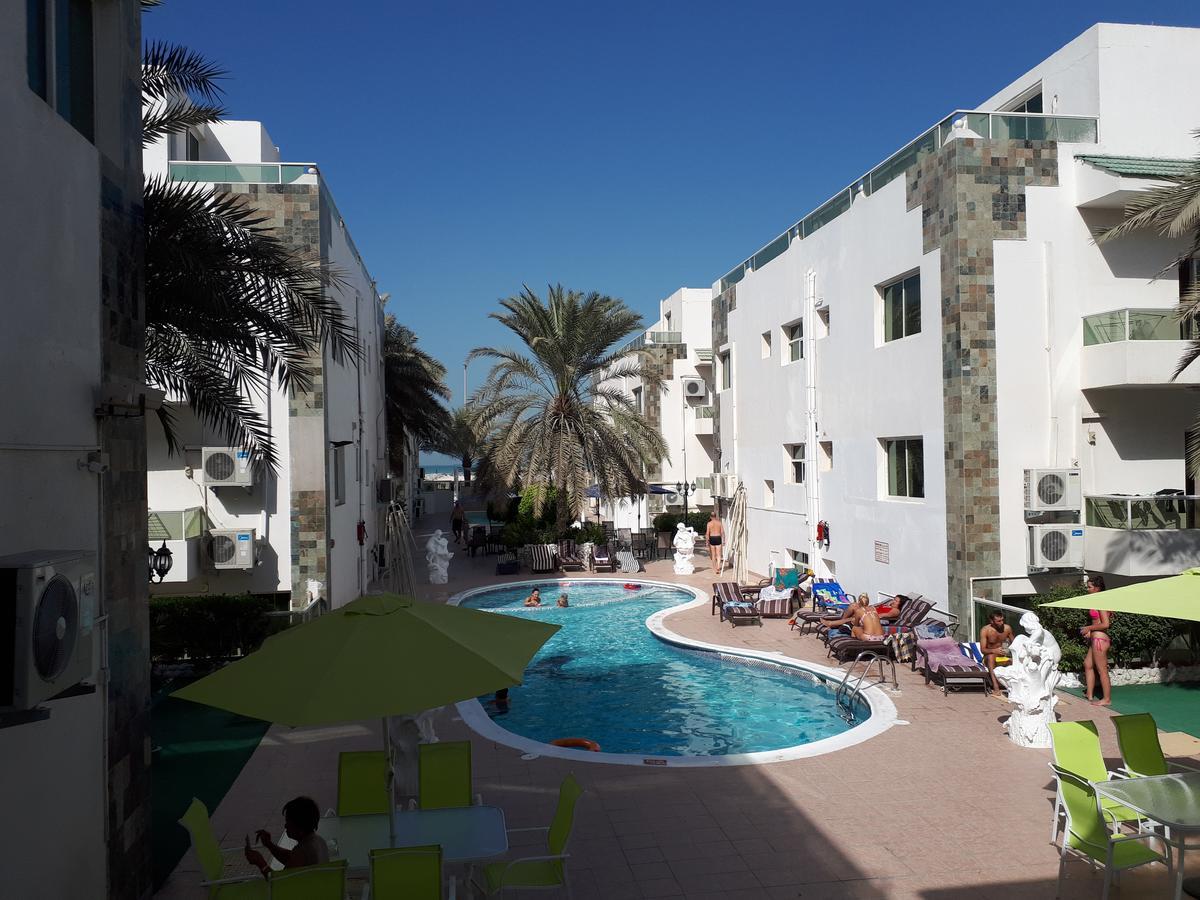 Green House Resort Sharjah Buitenkant foto
