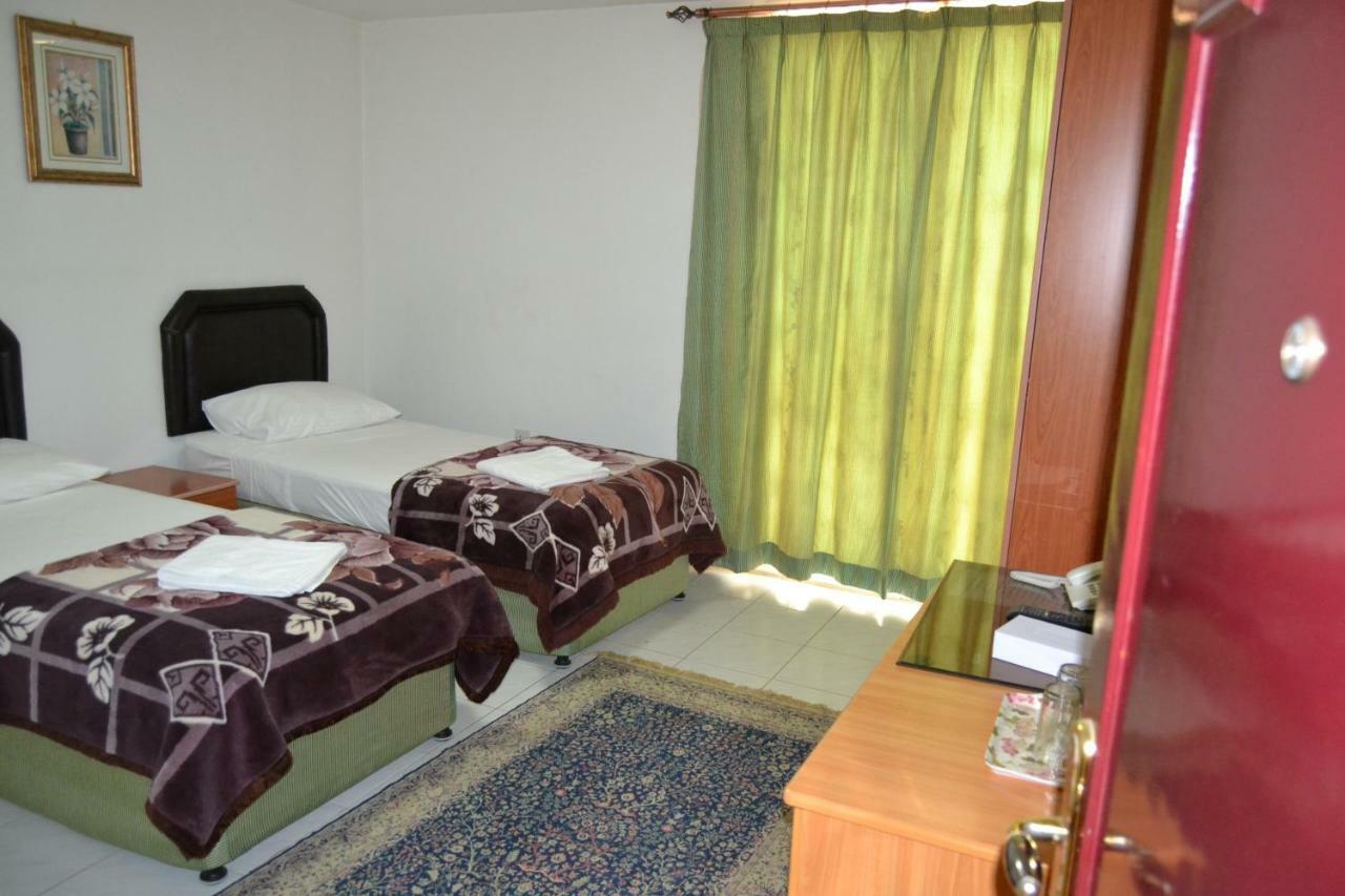 Green House Resort Sharjah Buitenkant foto